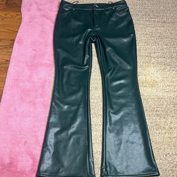 ModCloth Evergreen Gleam & Flare pants - Picture 5 of 10